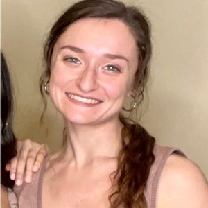 Meet your Posher, Julia